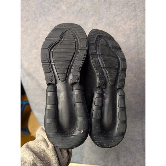 Nike Air Max 270 Womens Size 9 Triple Black Athletic Shoes Running Comfort - Picture 5 of 7